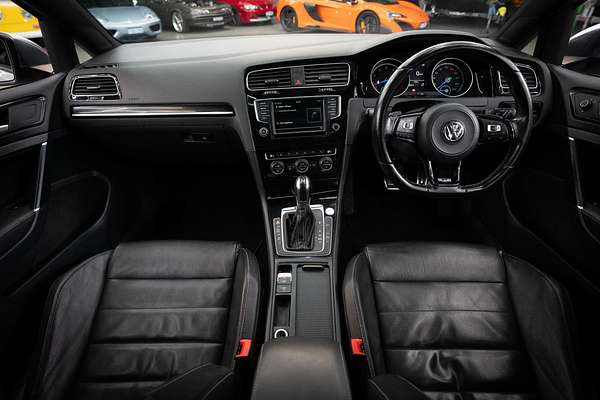 2015 Volkswagen Golf R 7
