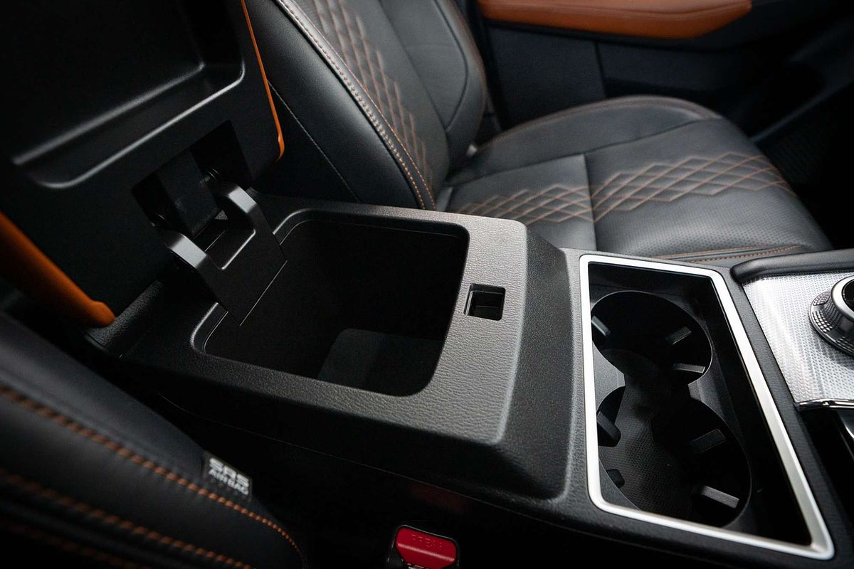 2023 Mitsubishi Outlander Exceed Tourer ZM