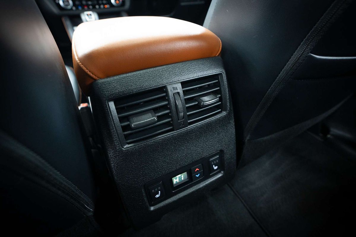 2023 Mitsubishi Outlander Exceed Tourer ZM