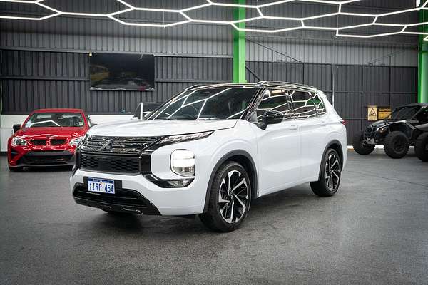 2023 Mitsubishi Outlander Exceed Tourer ZM