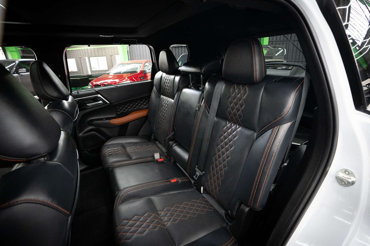 2023 Mitsubishi Outlander Exceed Tourer ZM