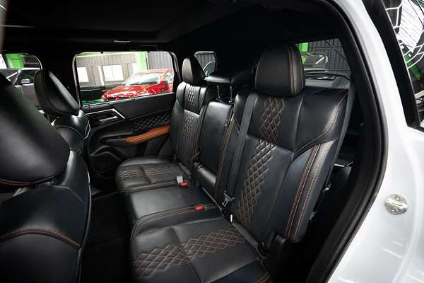 2023 Mitsubishi Outlander Exceed Tourer ZM
