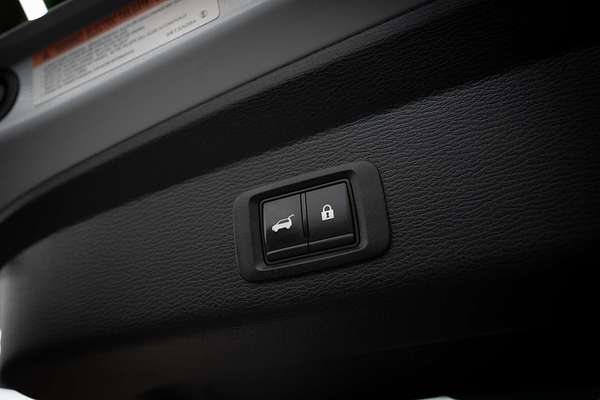 2023 Mitsubishi Outlander Exceed Tourer ZM