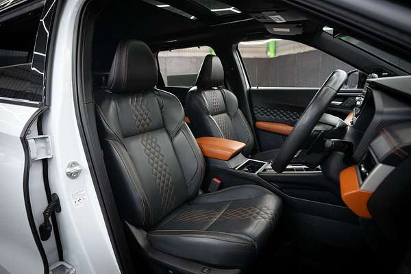 2023 Mitsubishi Outlander Exceed Tourer ZM