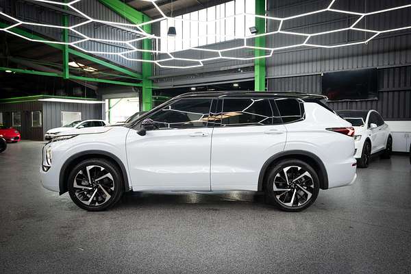 2023 Mitsubishi Outlander Exceed Tourer ZM
