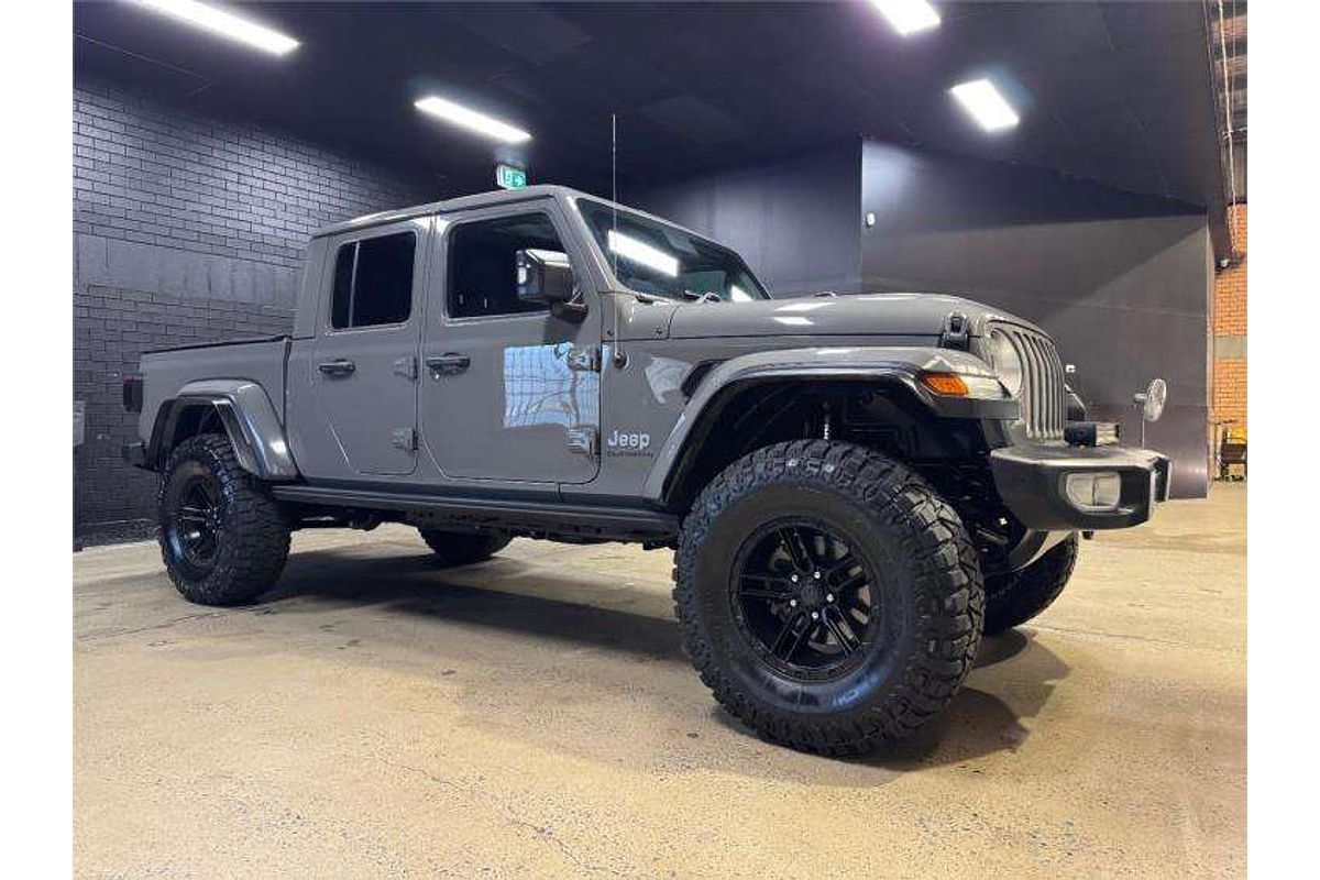 2020 Jeep Gladiator Overland JT All Wheel Drive
