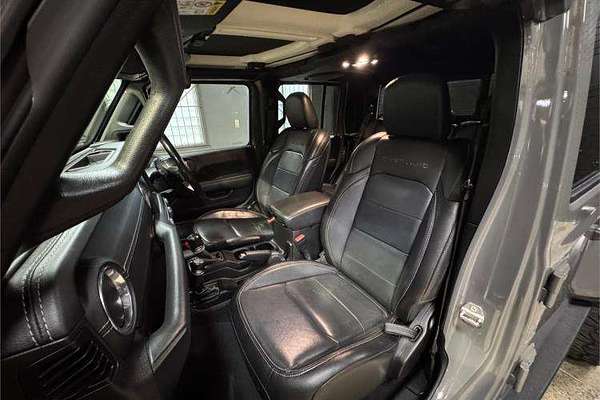2020 Jeep Gladiator Overland JT All Wheel Drive
