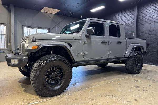 2020 Jeep Gladiator Overland JT All Wheel Drive