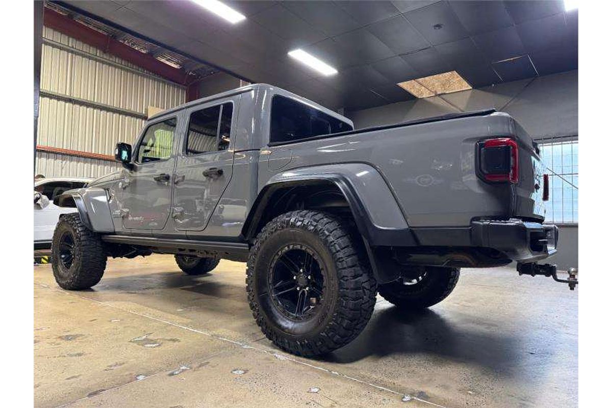2020 Jeep Gladiator Overland JT All Wheel Drive