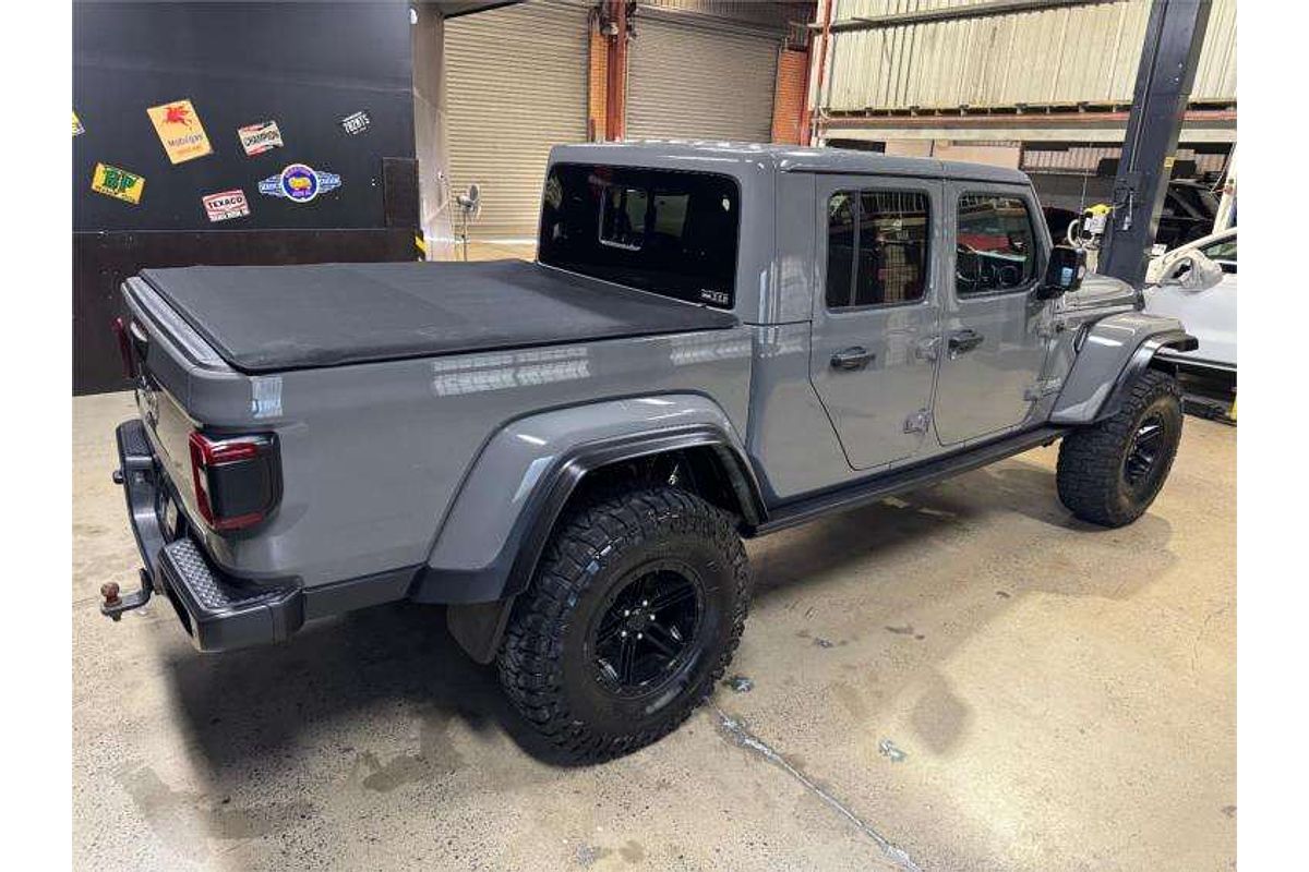 2020 Jeep Gladiator Overland JT All Wheel Drive