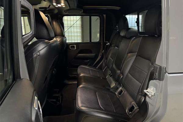 2020 Jeep Gladiator Overland JT All Wheel Drive