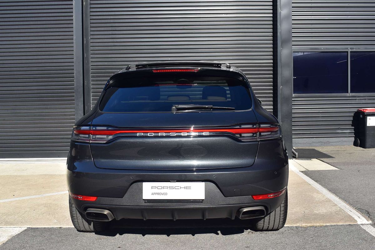 2020 Porsche Macan 95B