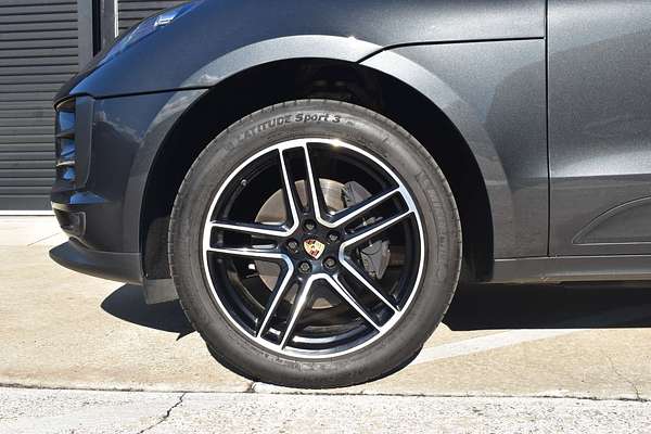 2020 Porsche Macan 95B