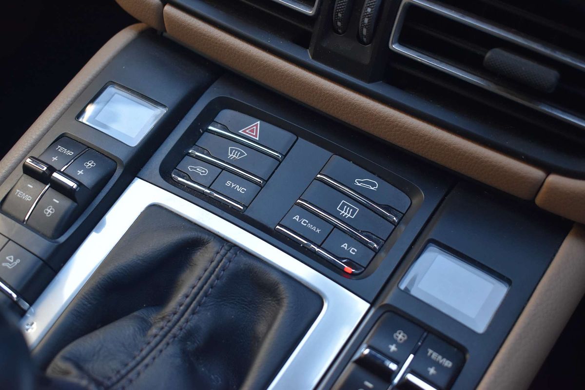 2020 Porsche Macan 95B