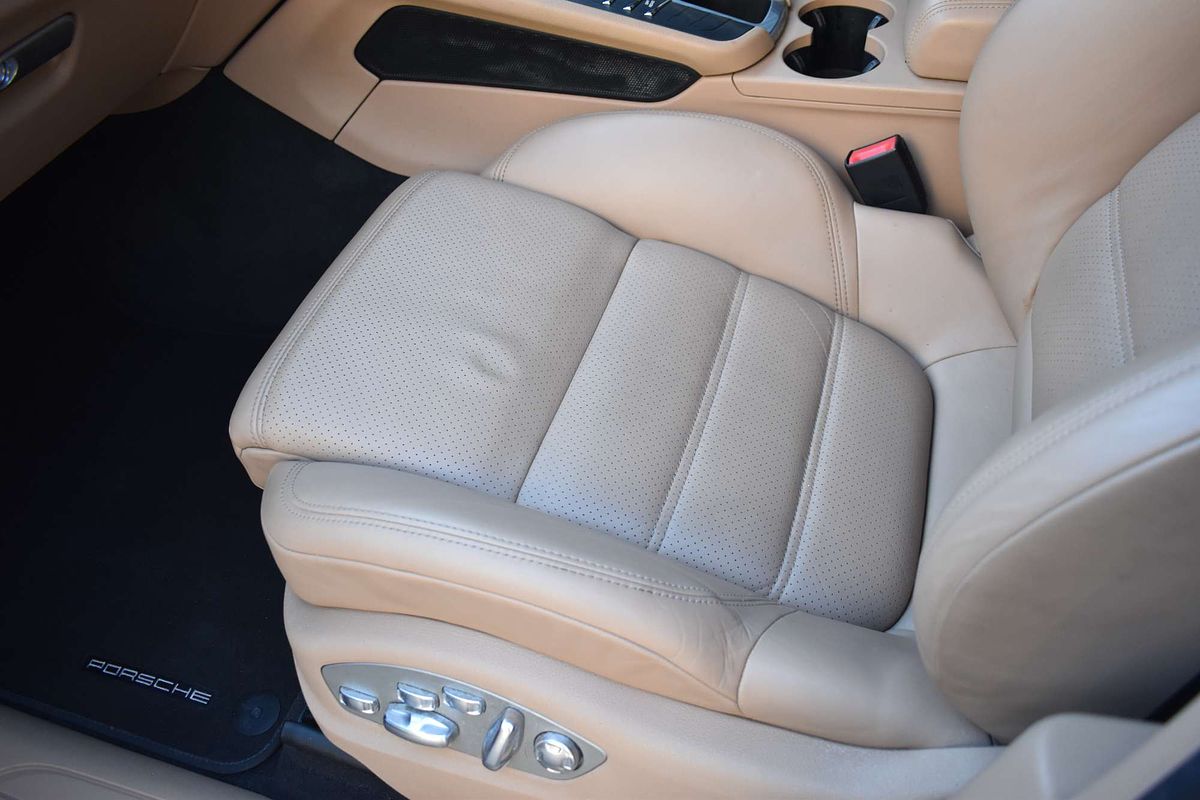 2020 Porsche Macan 95B