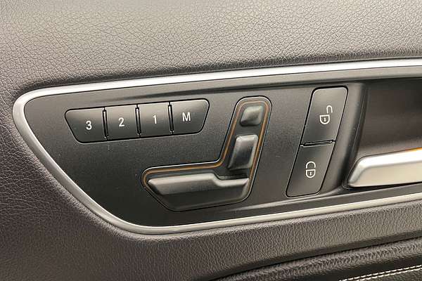 2015 Mercedes-Benz GLA-Class GLA250 X156