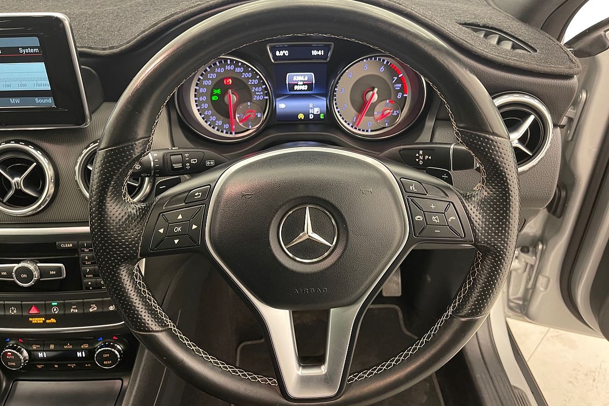 2015 Mercedes-Benz GLA-Class GLA250 X156