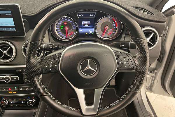 2015 Mercedes-Benz GLA-Class GLA250 X156