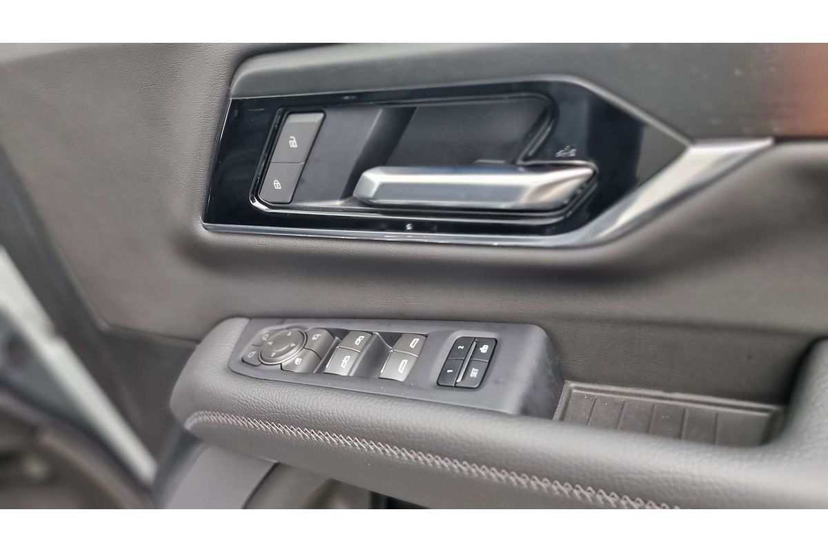 2025 GMC Yukon Denali T1