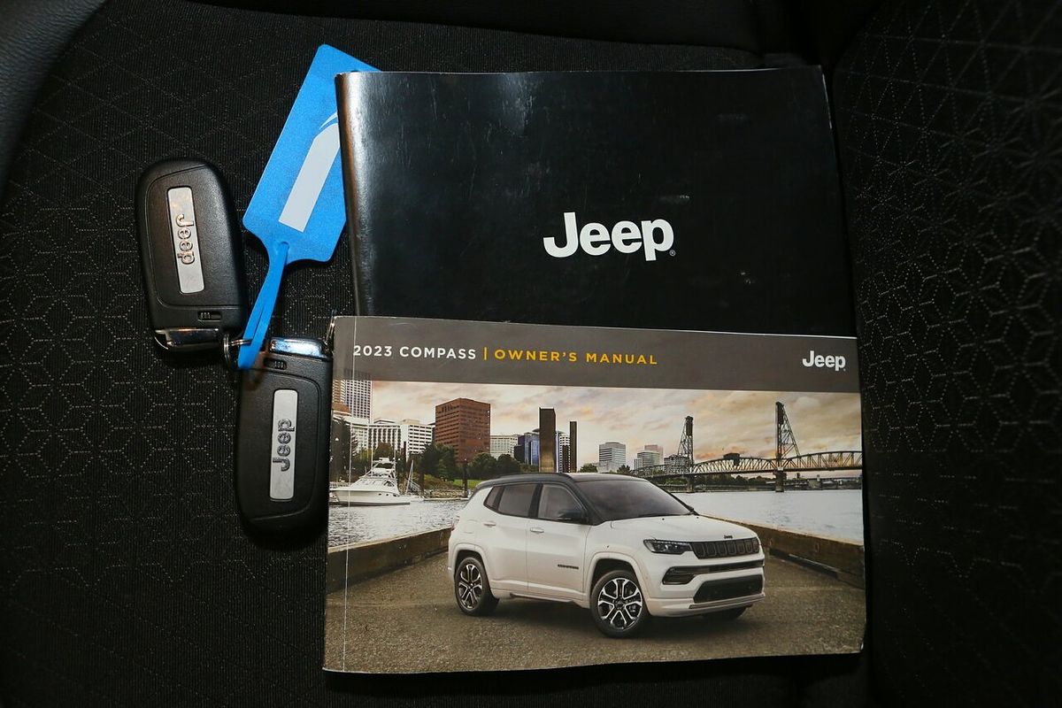 2023 Jeep Compass Night Eagle M6