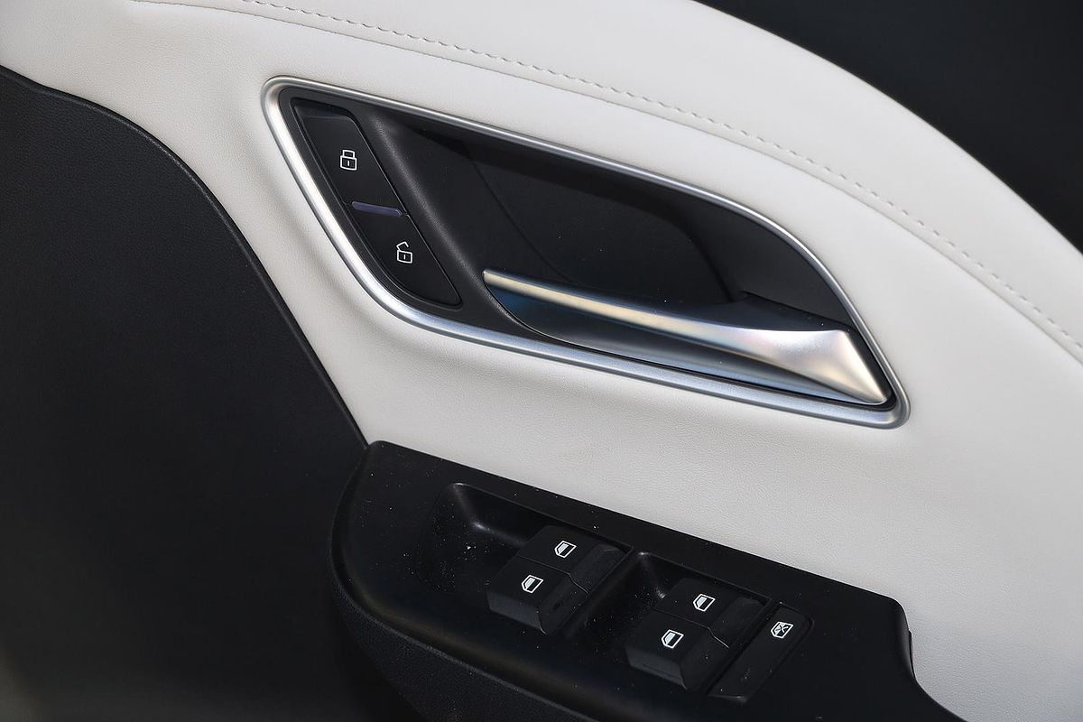 2024 MG ZS Essence Hybrid+ ZS32