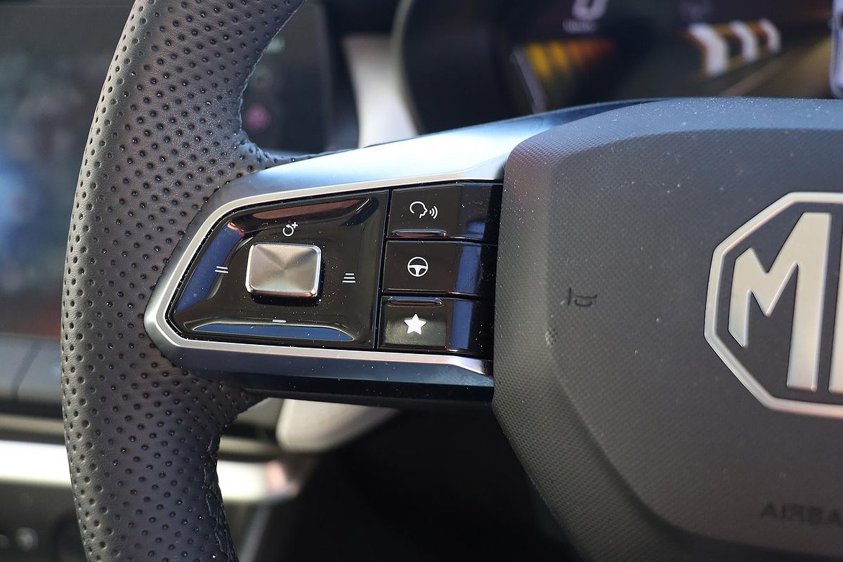 2024 MG ZS Essence Hybrid+ ZS32