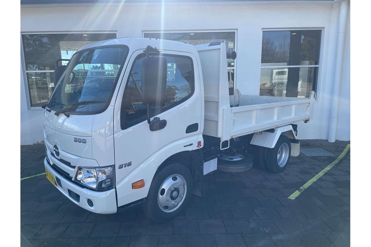 2022 Hino 300 Series 616 Tipper SWB