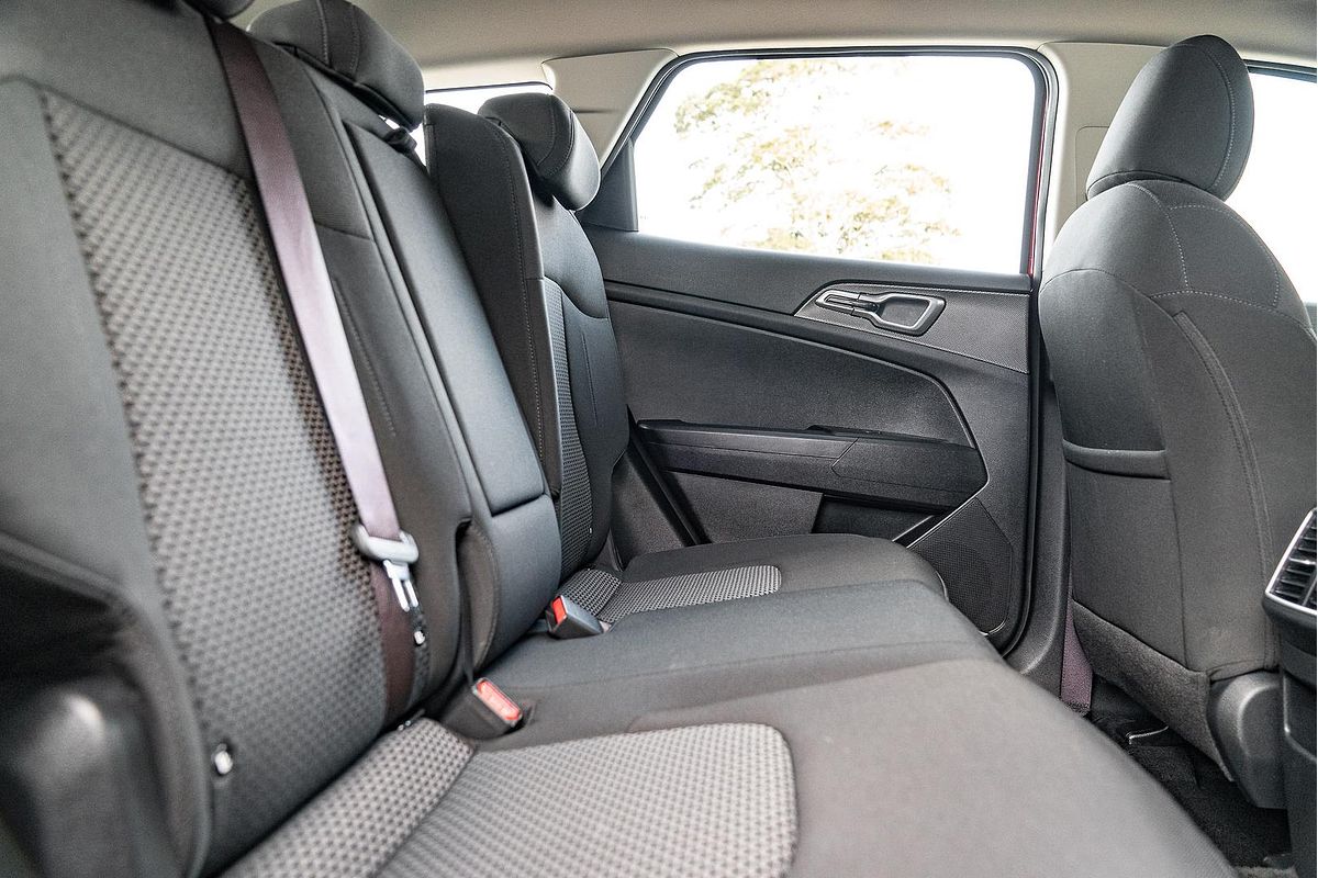 2023 Kia Sportage S NQ5