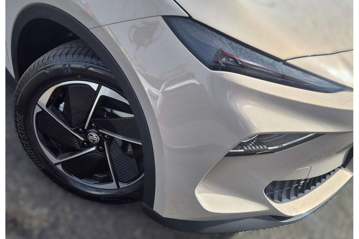 2025 MG MGS5 EV Essence 62 ZS3EM