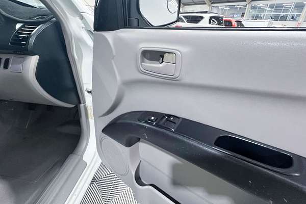 2015 Mitsubishi Triton GL MN Rear Wheel Drive