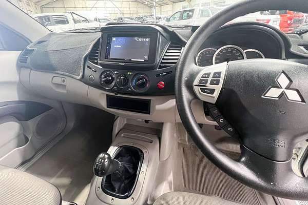 2015 Mitsubishi Triton GL MN Rear Wheel Drive