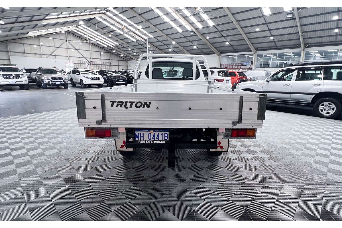 2015 Mitsubishi Triton GL MN Rear Wheel Drive