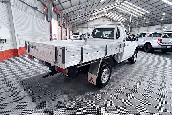 2015 Mitsubishi Triton GL MN Rear Wheel Drive