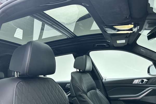 2020 BMW X7 M50i G07