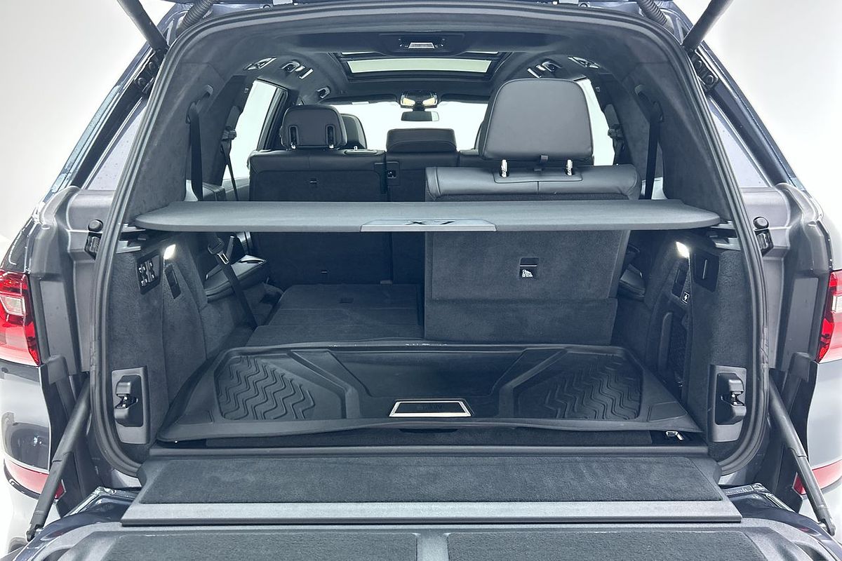2020 BMW X7 M50i G07