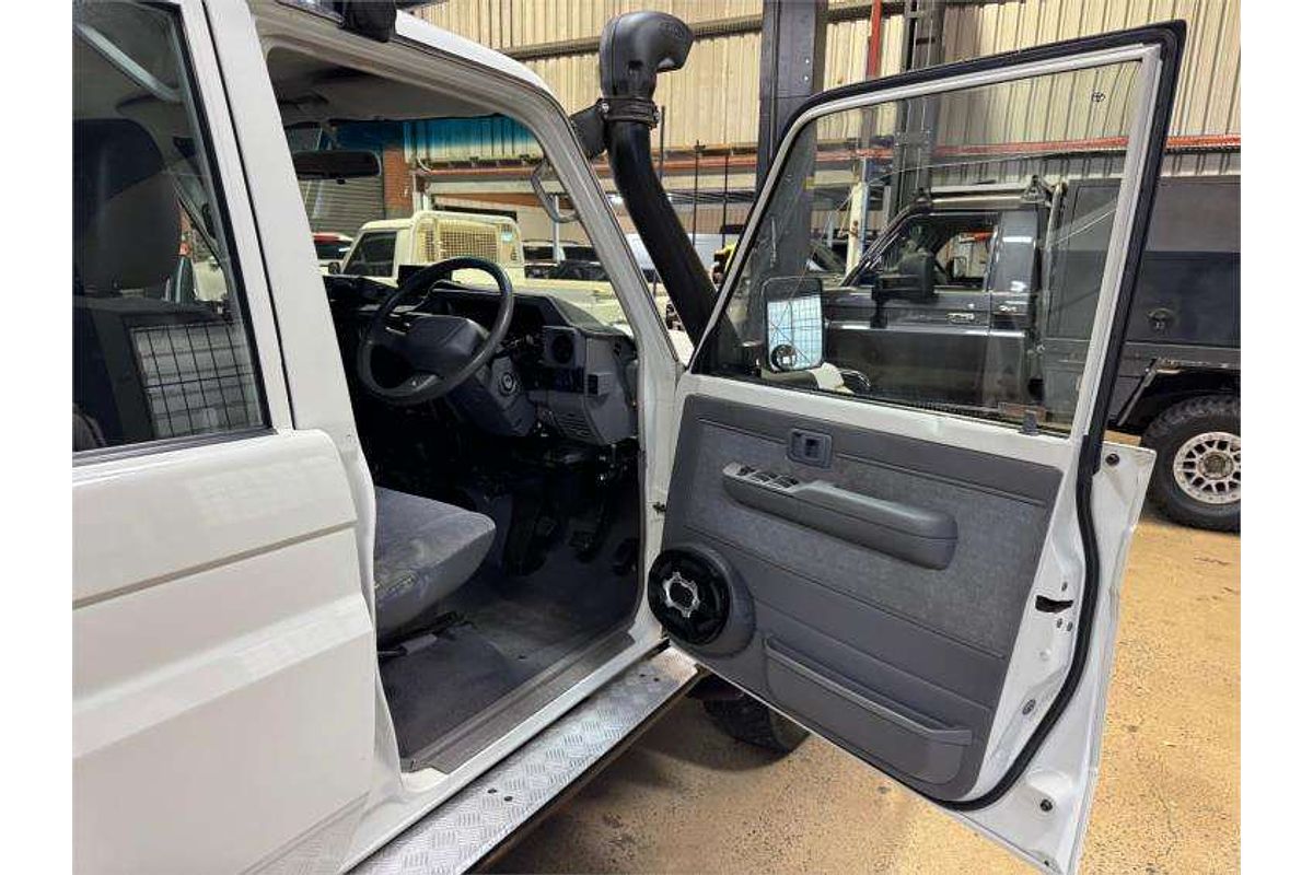 2008 Toyota Landcruiser GXL VDJ79R 4X4