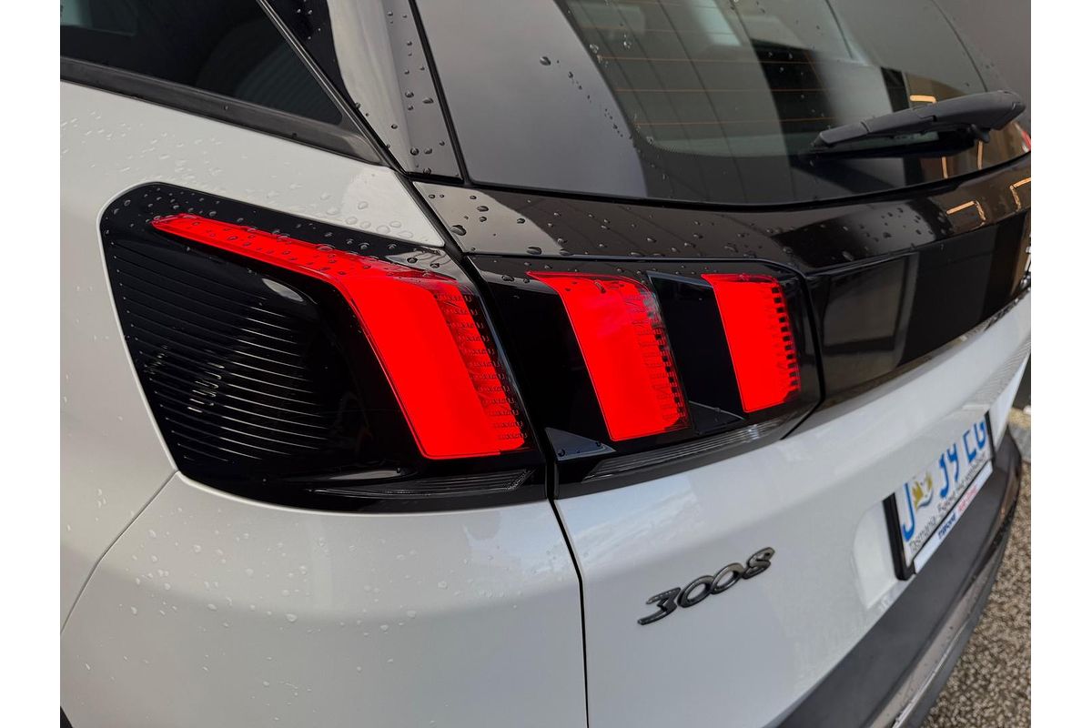 2017 Peugeot 3008 Active P84