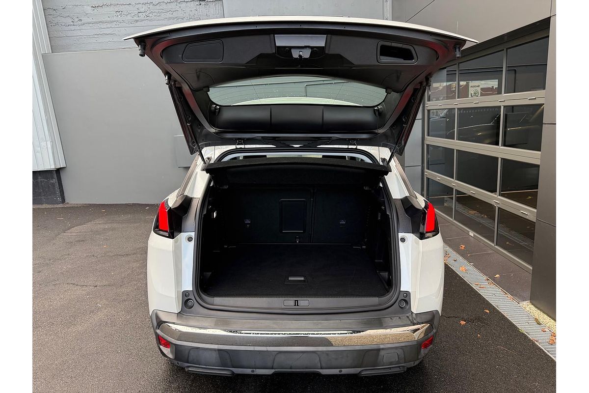 2017 Peugeot 3008 Active P84