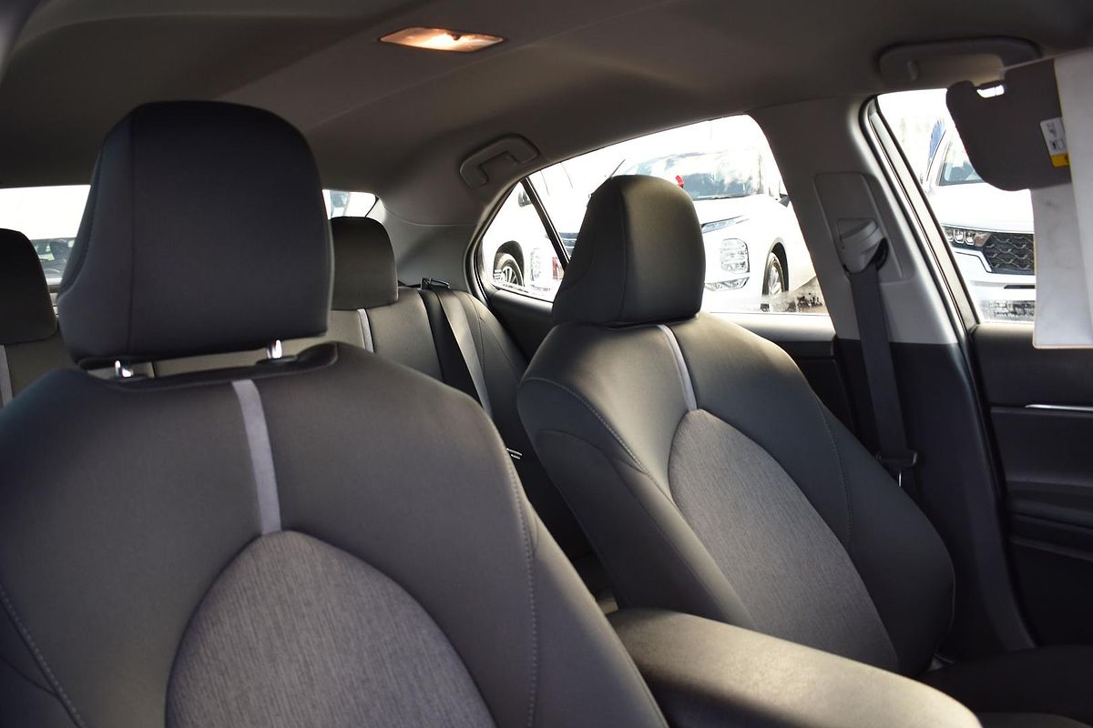 2024 Toyota Camry Ascent AXVH70R