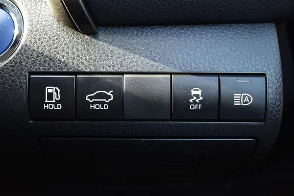 2024 Toyota Camry Ascent AXVH70R