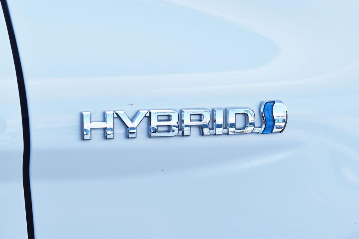 2024 Toyota Camry Ascent AXVH70R