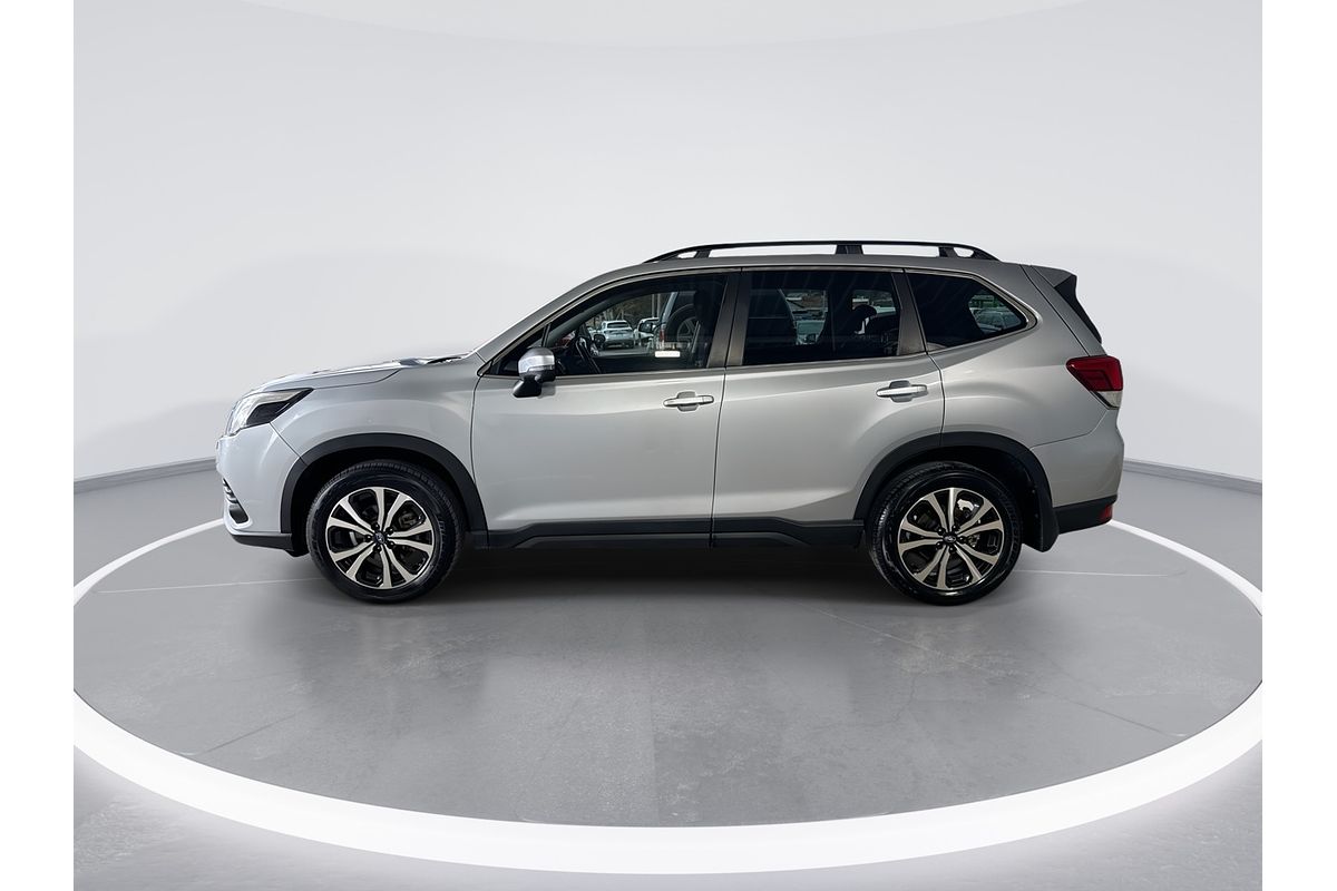 2022 Subaru Forester 2.5i S5