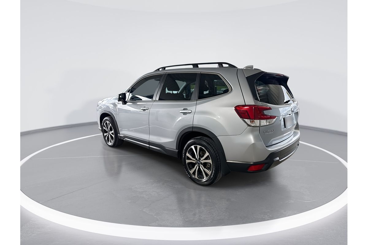 2022 Subaru Forester 2.5i S5
