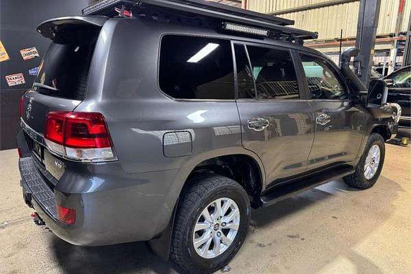 2018 Toyota Landcruiser VX VDJ200R