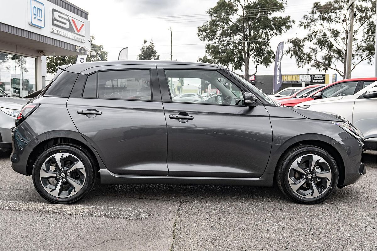 2025 Suzuki Swift Hybrid GLX UZ