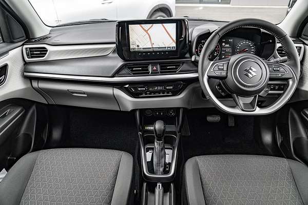 2025 Suzuki Swift Hybrid GLX UZ