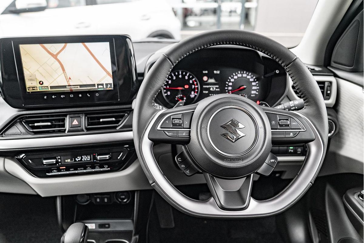 2025 Suzuki Swift Hybrid GLX UZ