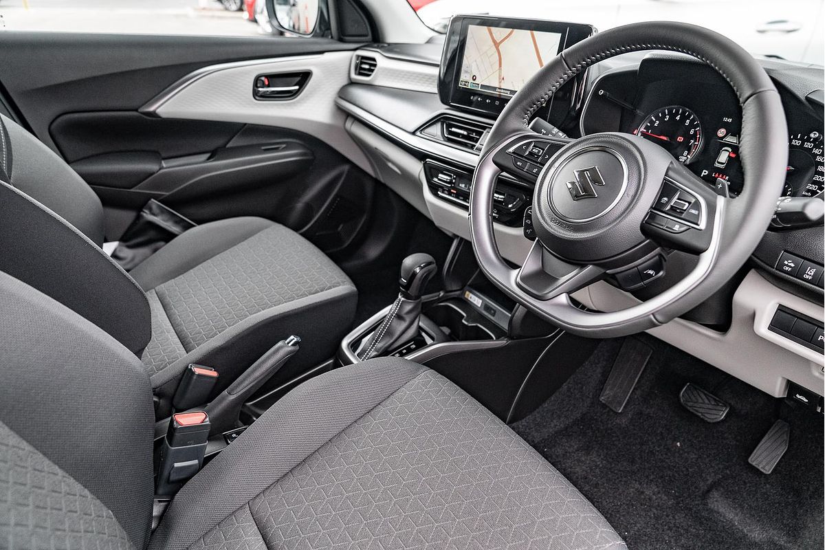 2025 Suzuki Swift Hybrid GLX UZ