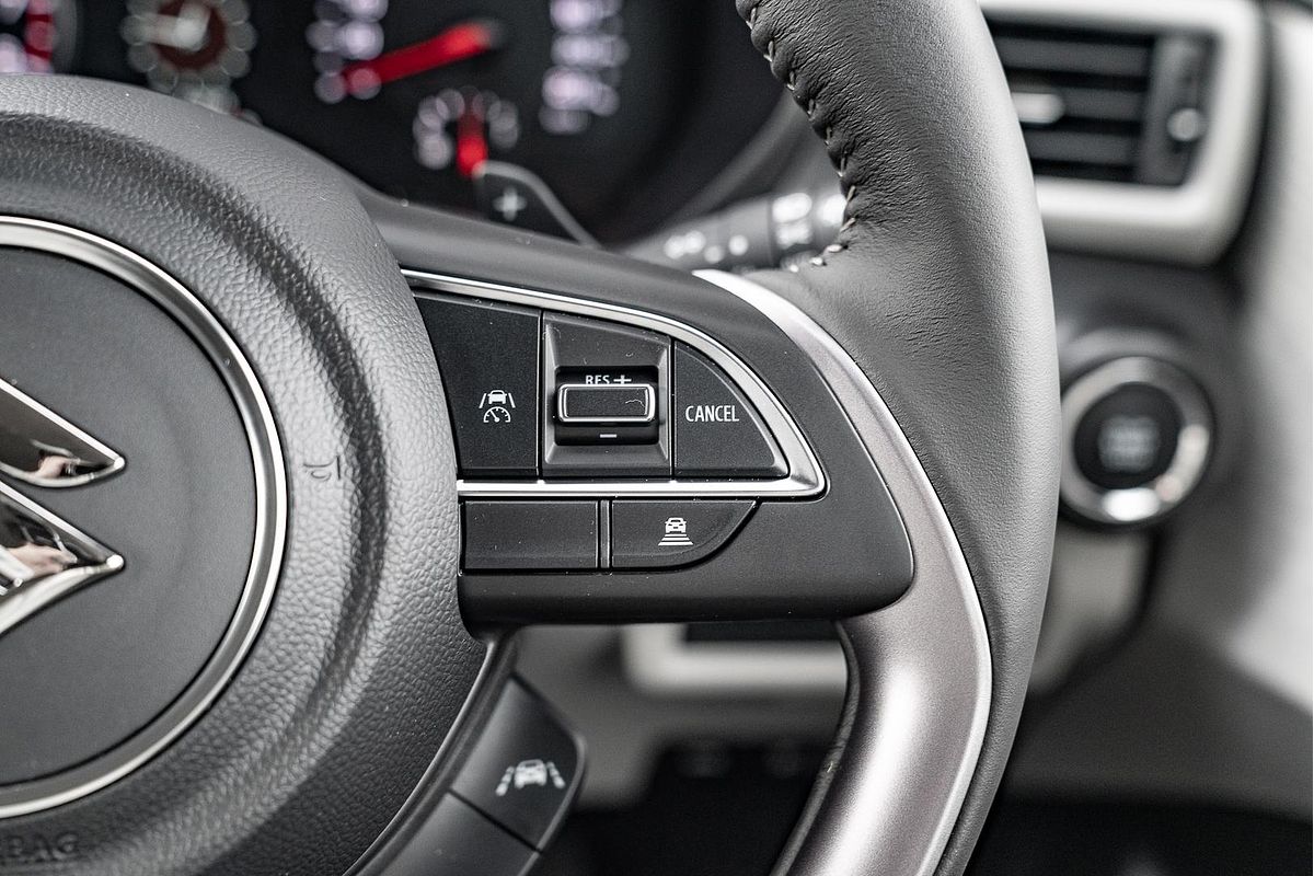 2025 Suzuki Swift Hybrid GLX UZ