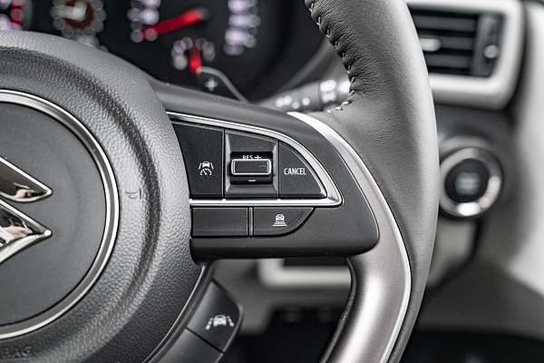 2025 Suzuki Swift Hybrid GLX UZ